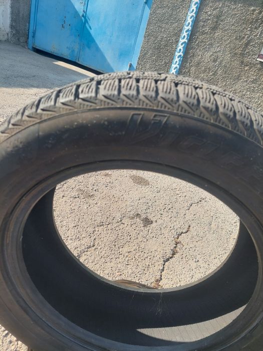 Продам шины почти новый