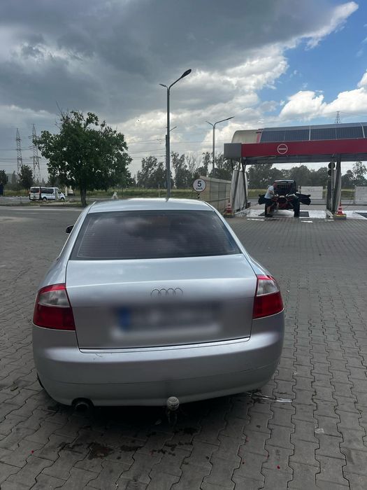 Vând Audi A4 B6 2003