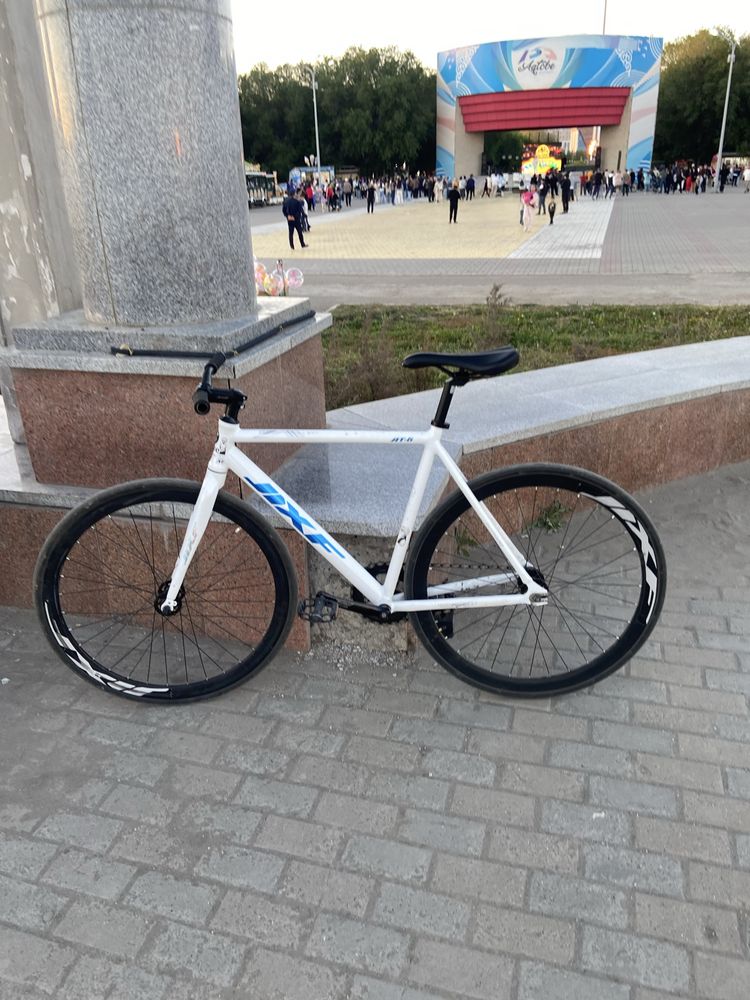 Фикс (fixed gear)