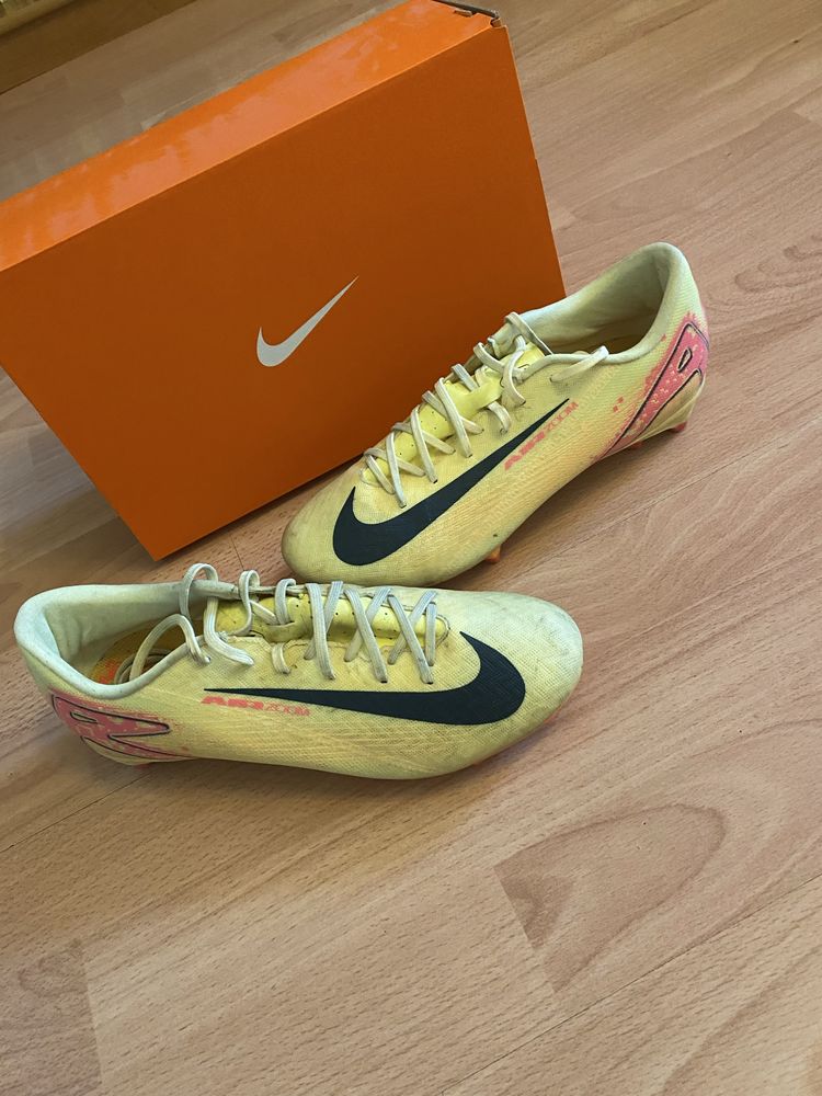 Бутонки Nike zoom vapor 16 academy Kylian Mbappe