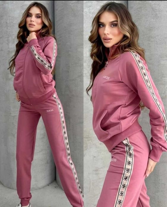 дамски спортни екипи