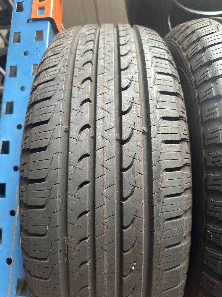215/65/17 pireli