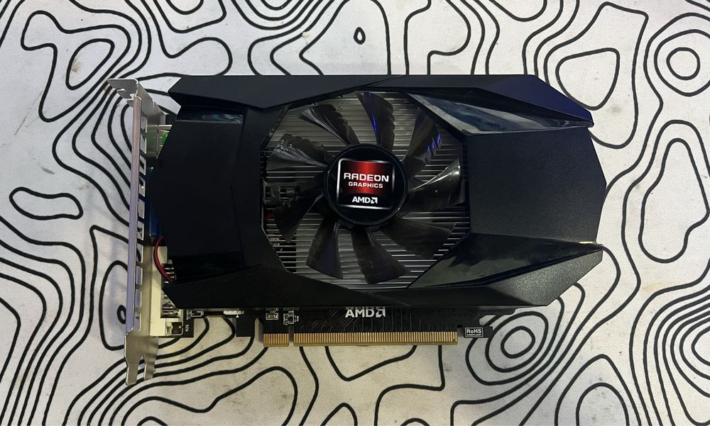 Видеокарта AMD HD7670 Graphic 4 GB