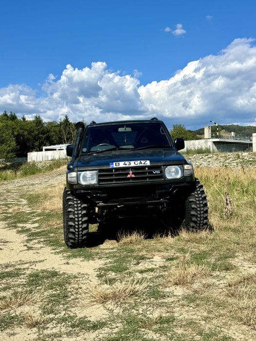 Mitsubishi Pajero 3.0 V6 manual