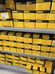 Știfturi de acționare DeWalt DDF3080000 cu șaibă izolatoare