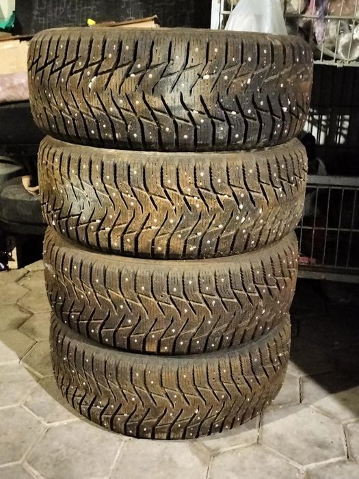 Продам шины в отличном состоянии! R17 215/55