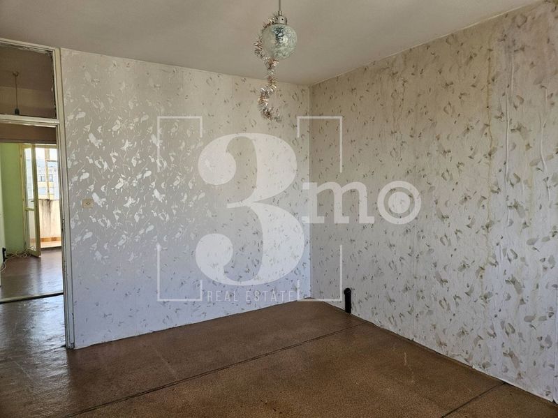 Продава се Тристаен апартамент в София, Дружба 2 - 80 кв.м за 1875 €/кв.м - Снимка #4
