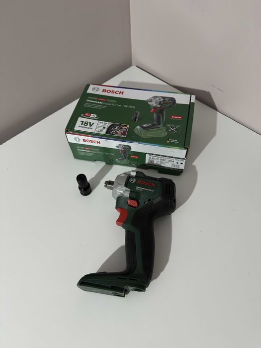 Bosch UniversalImpactDrive 18V-350 - Masina de insurubat cu impact