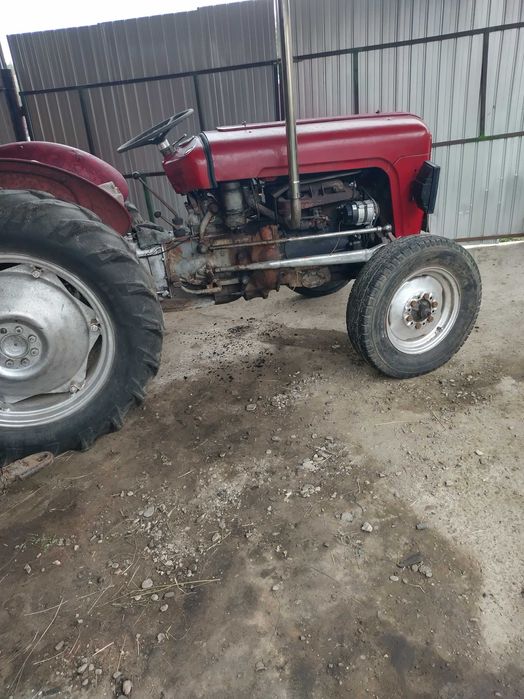 Tractor Ferguson superoferta sau schimb