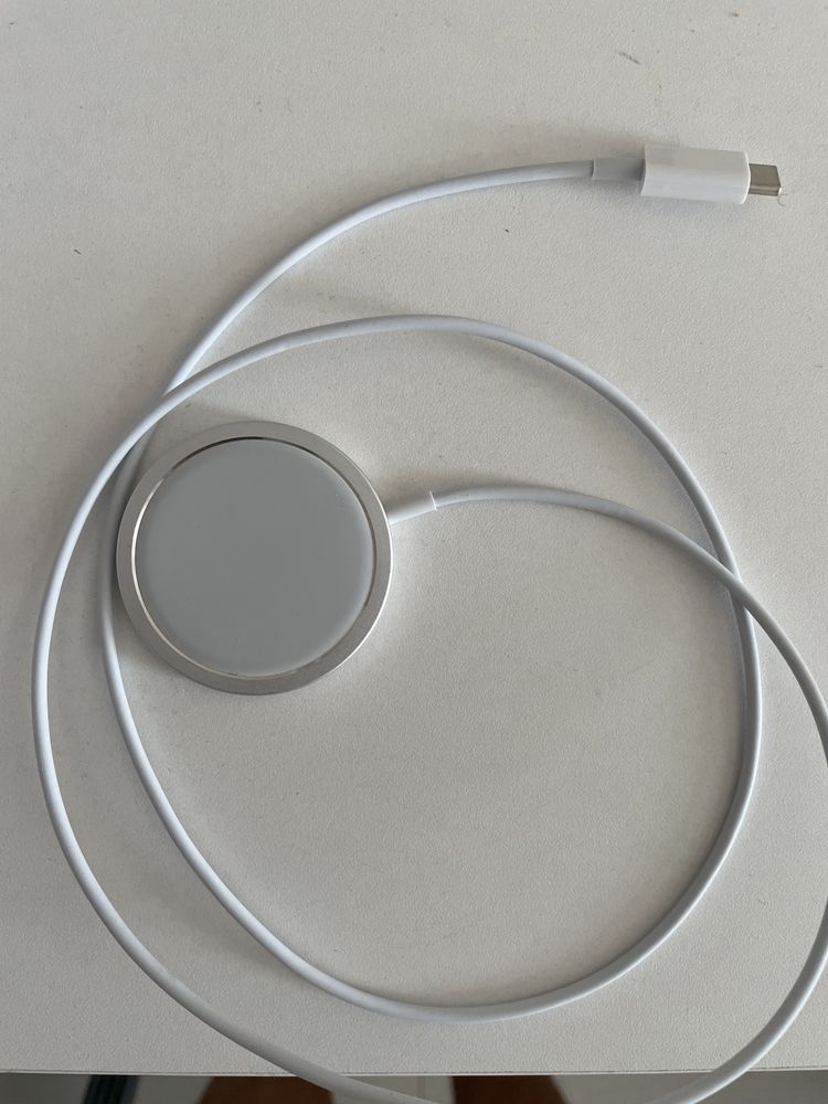 Зарядное устройство iphone MagSafe