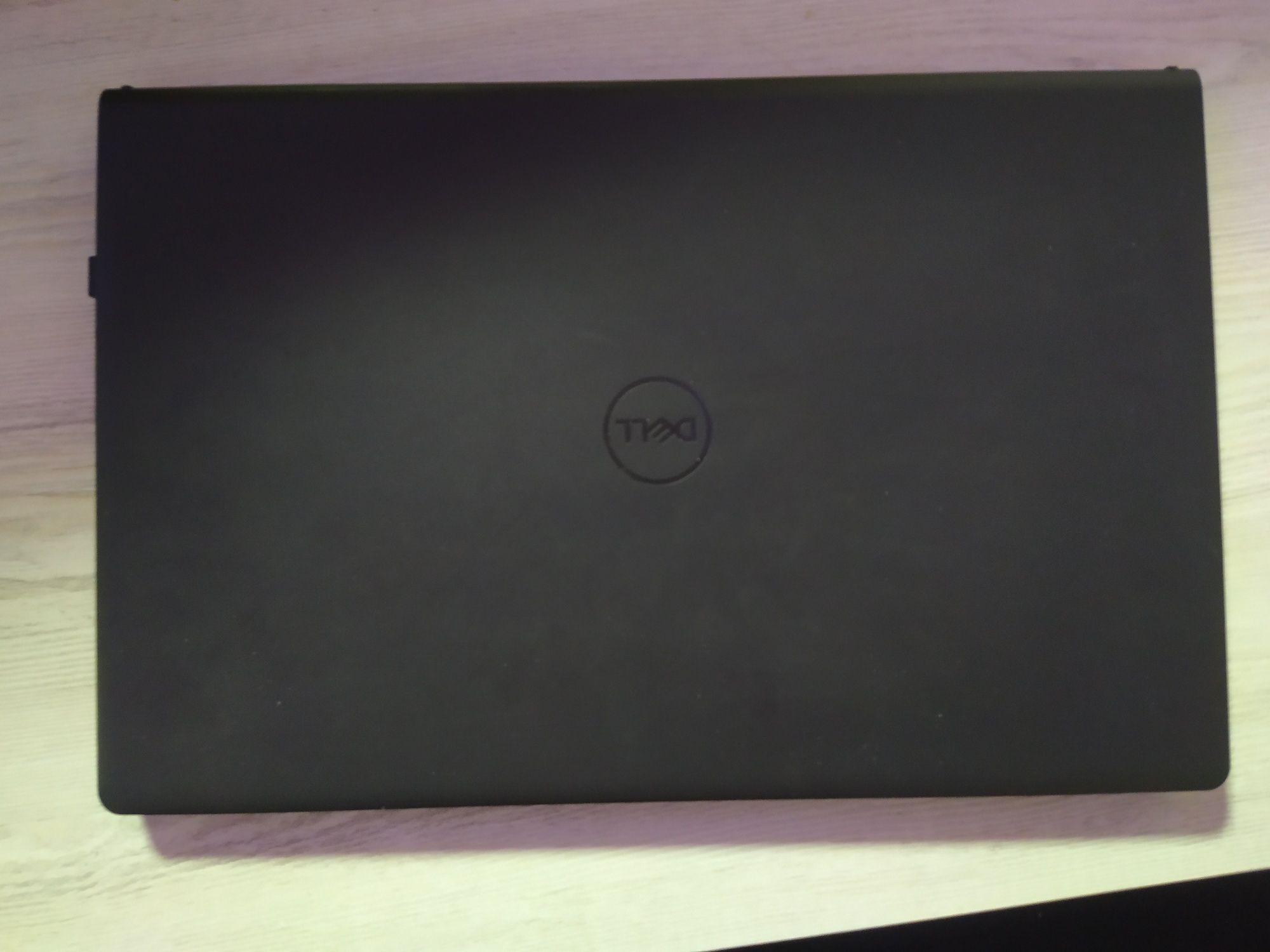 Dell Noutbuk Monitor Stol stullari bilan sotiladi ideal!