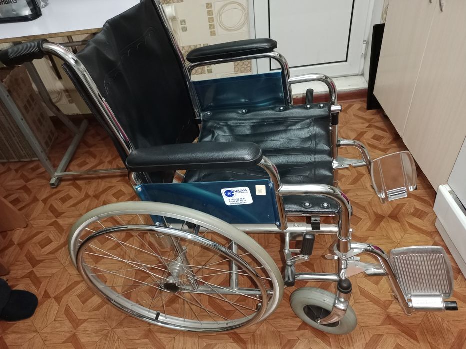 Инвалидная коляска