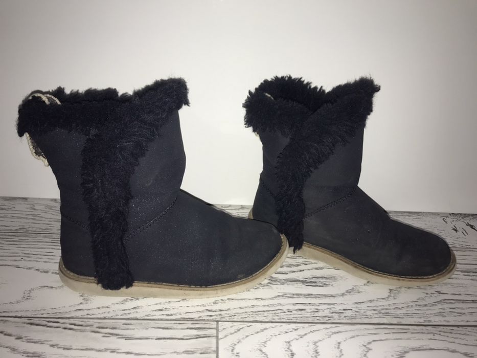 Детски ботушки на Зара