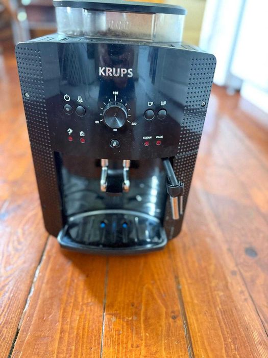 Espressor Automat Krups EA8108 – 1450W, Negru - încă în garantie