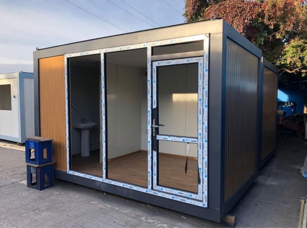 Container modular cu terasa
