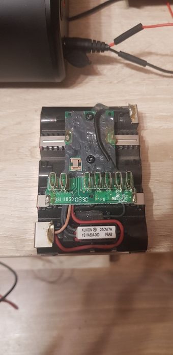 Reparatii acumulatori li-ion autofiletante aspirator flex