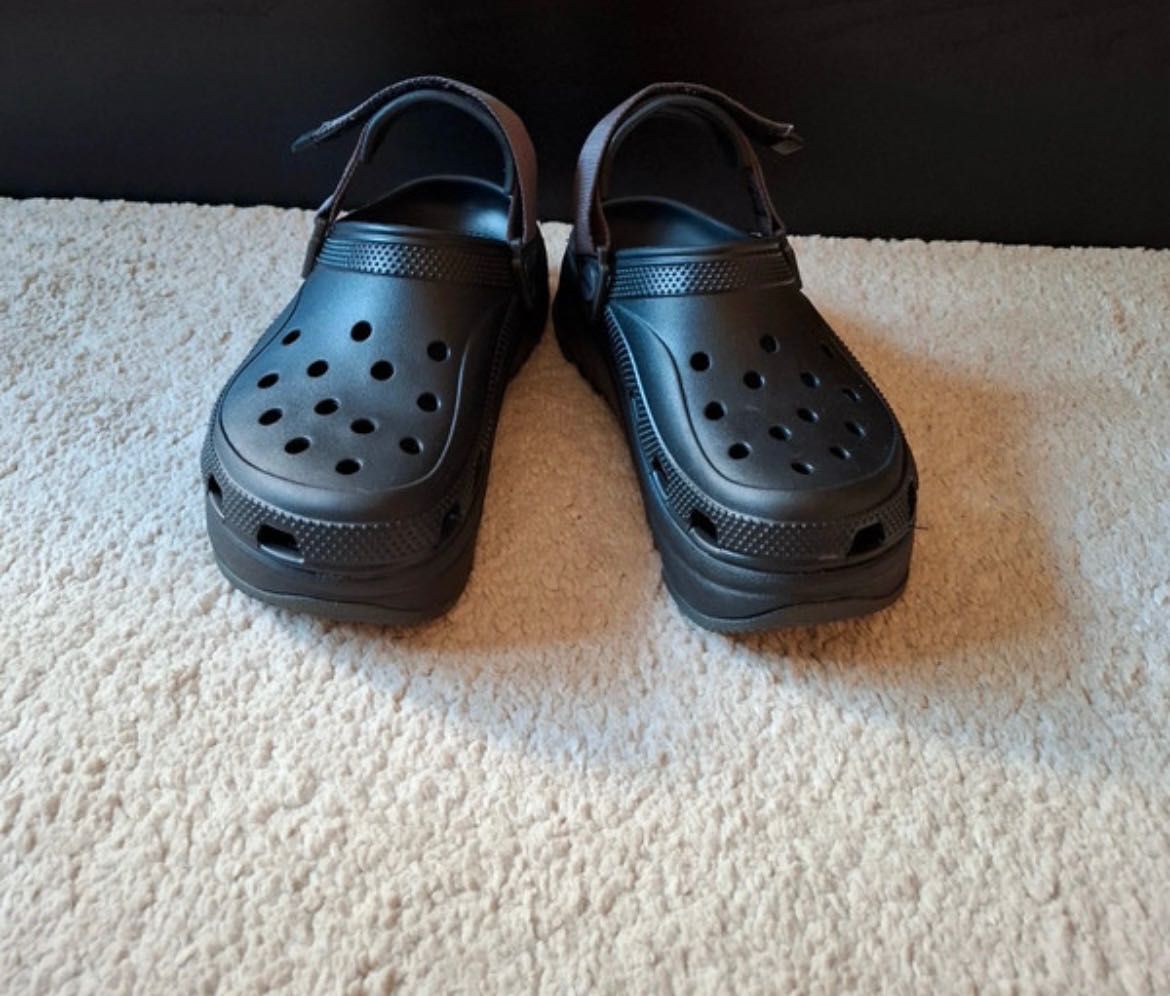 Crocs unisex în stare foarte bună