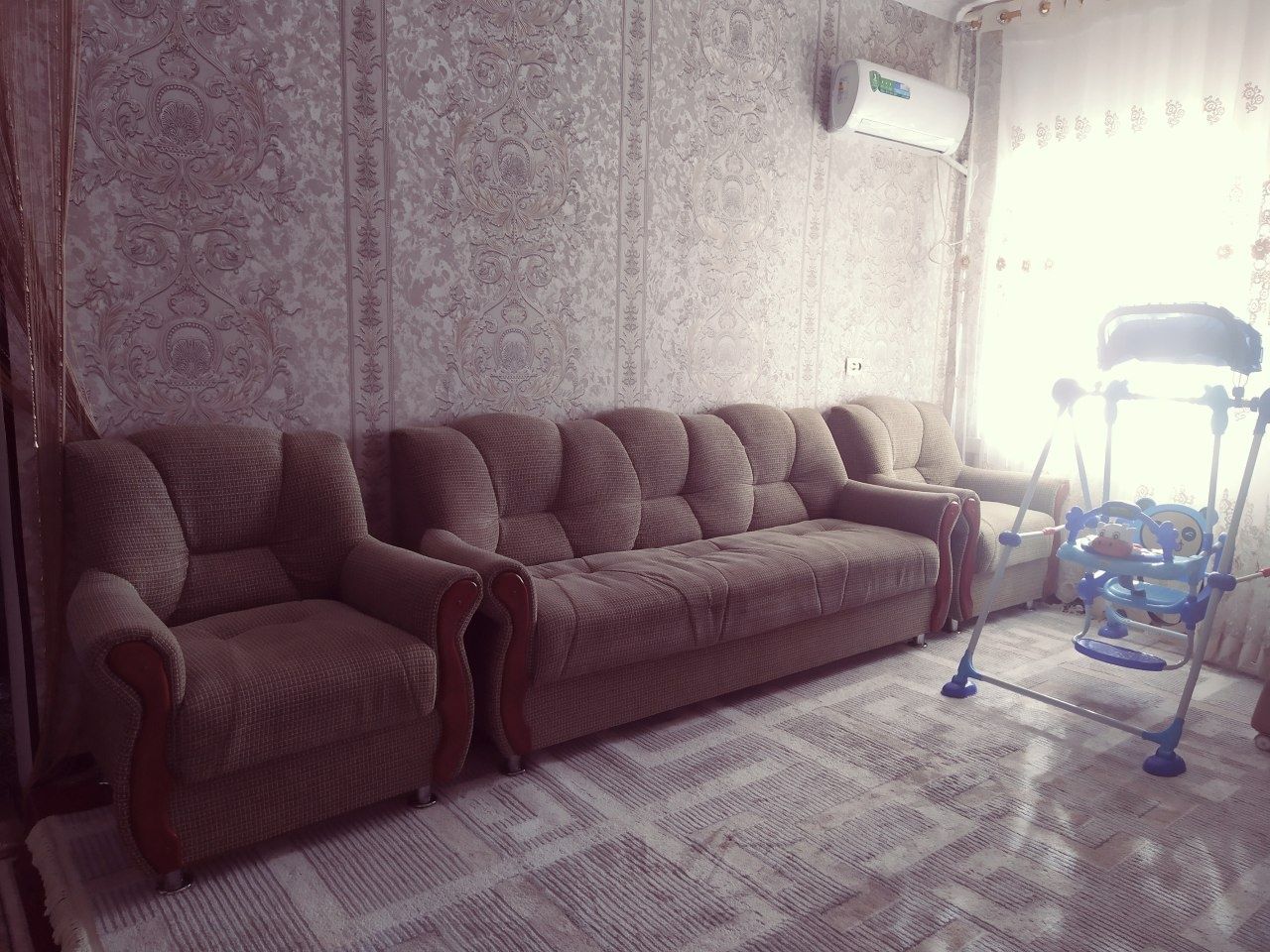Divan kreslo satiladi 1,5 mln