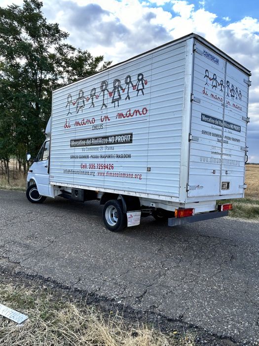 Mercedes sprinter 416 an 2004 impecabil!de Italia(419,416)