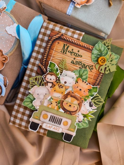 Налични албуми с фолиеви джобчета за момче за 100 снимки с р-р 10/15