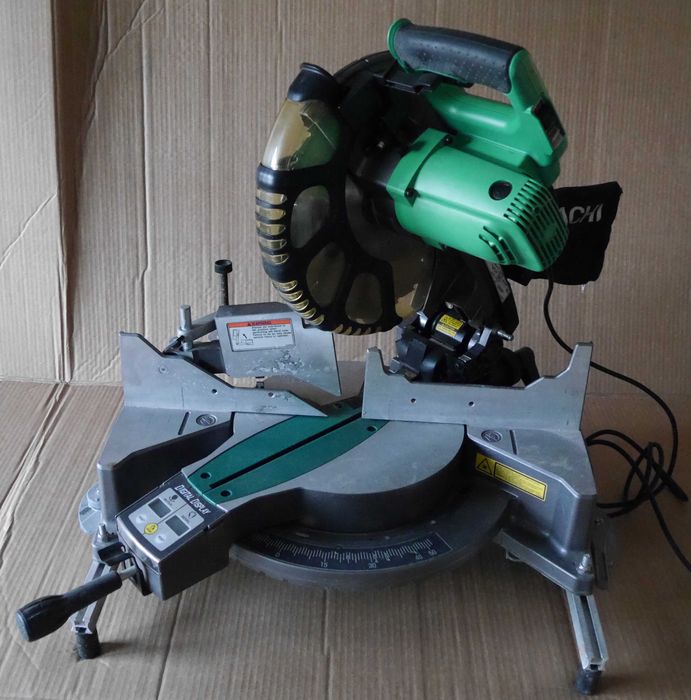 Hitachi circular debitat