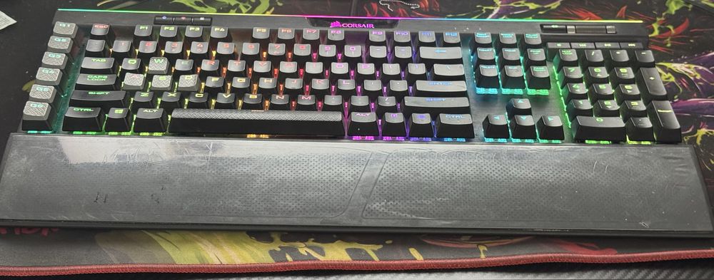 Tastatura corsair k95 in cutie