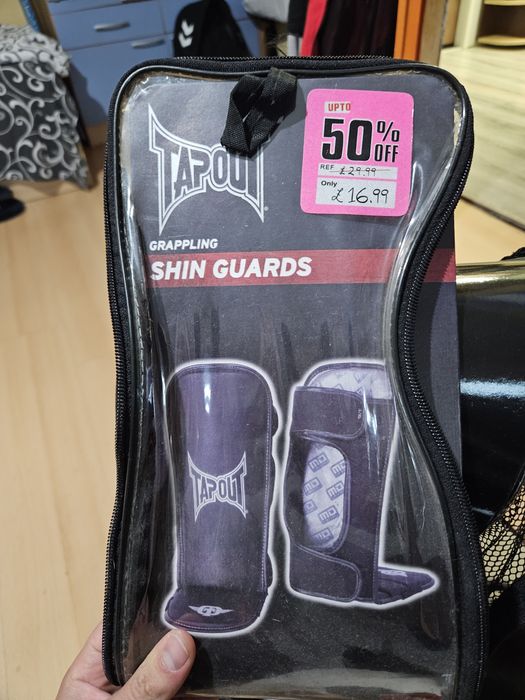 Chin Guard Grappling Tapout