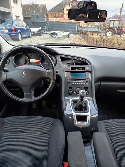 Vând Peugeot 5008 1,6 diesel euro 5