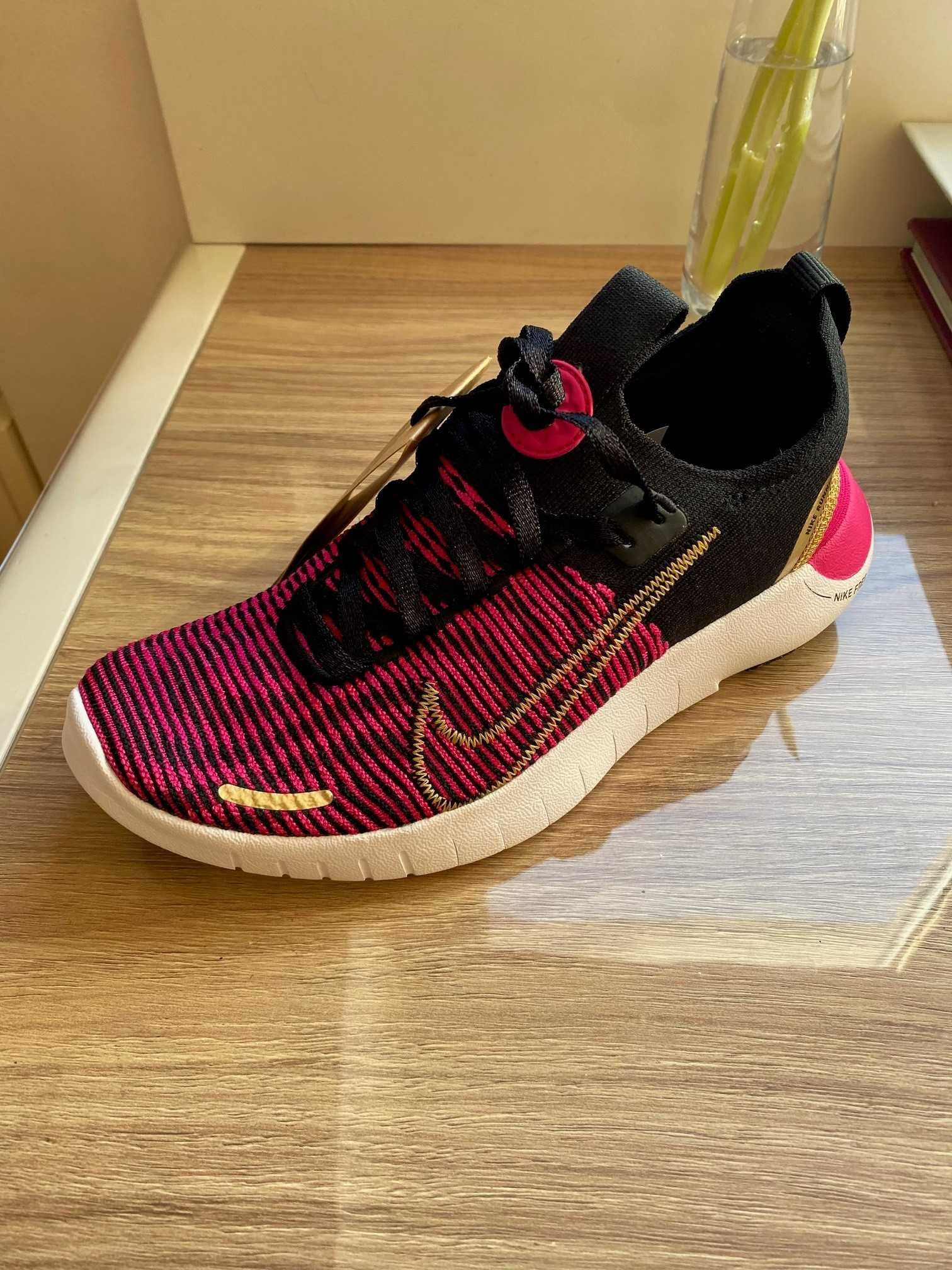 Nike Free RN Flyknit 37.5 чисто нови, дамски