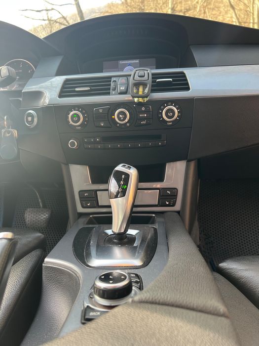 Vand BMW e 60 520d 177cp automat facelift