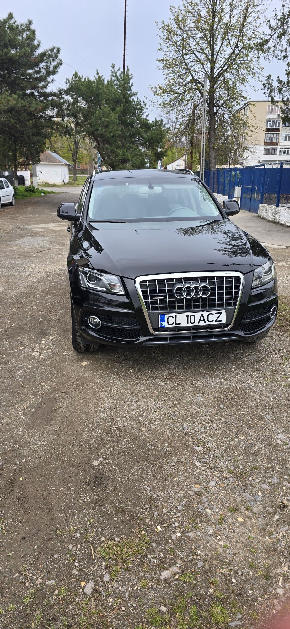 Audi Q5 2.0 tdi 170 cp