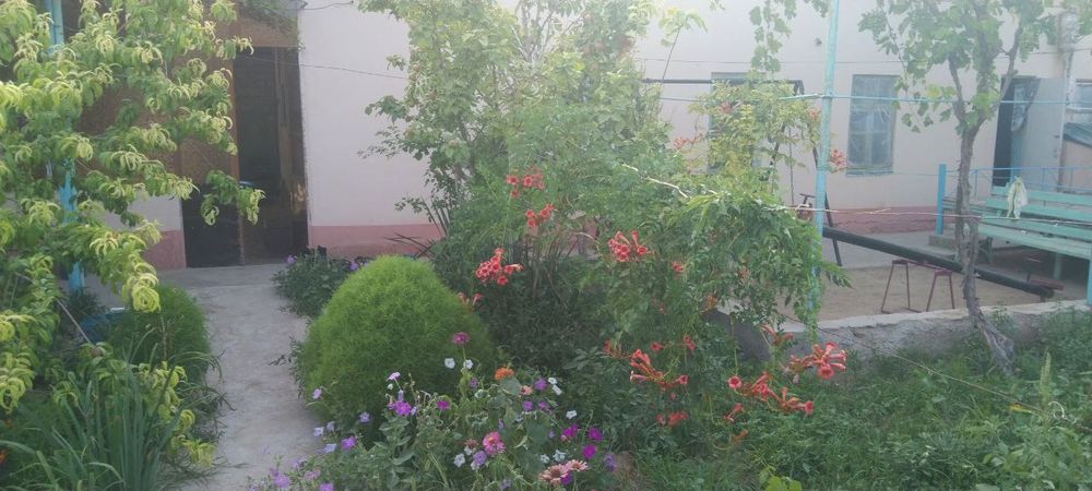 Zolotinkada hovli sotiladi 48ming $