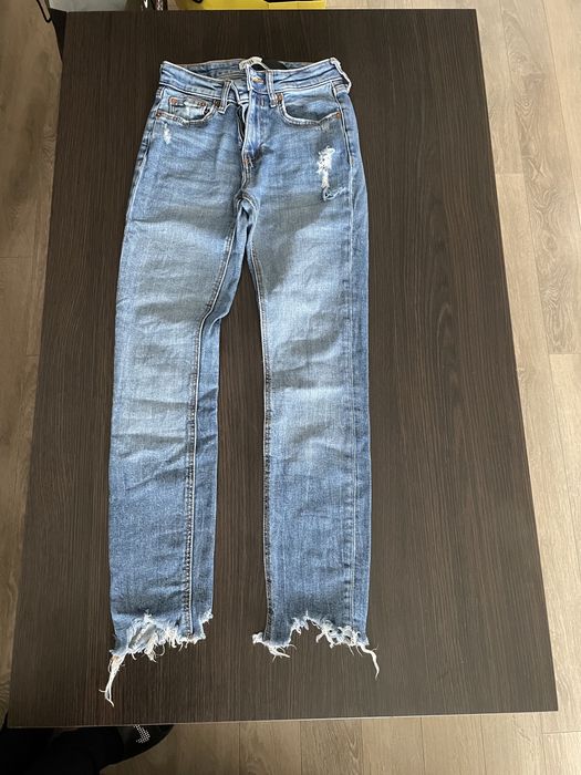Дамски дънки Zara и Jeans