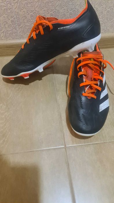 Бутонки Adidas Predator