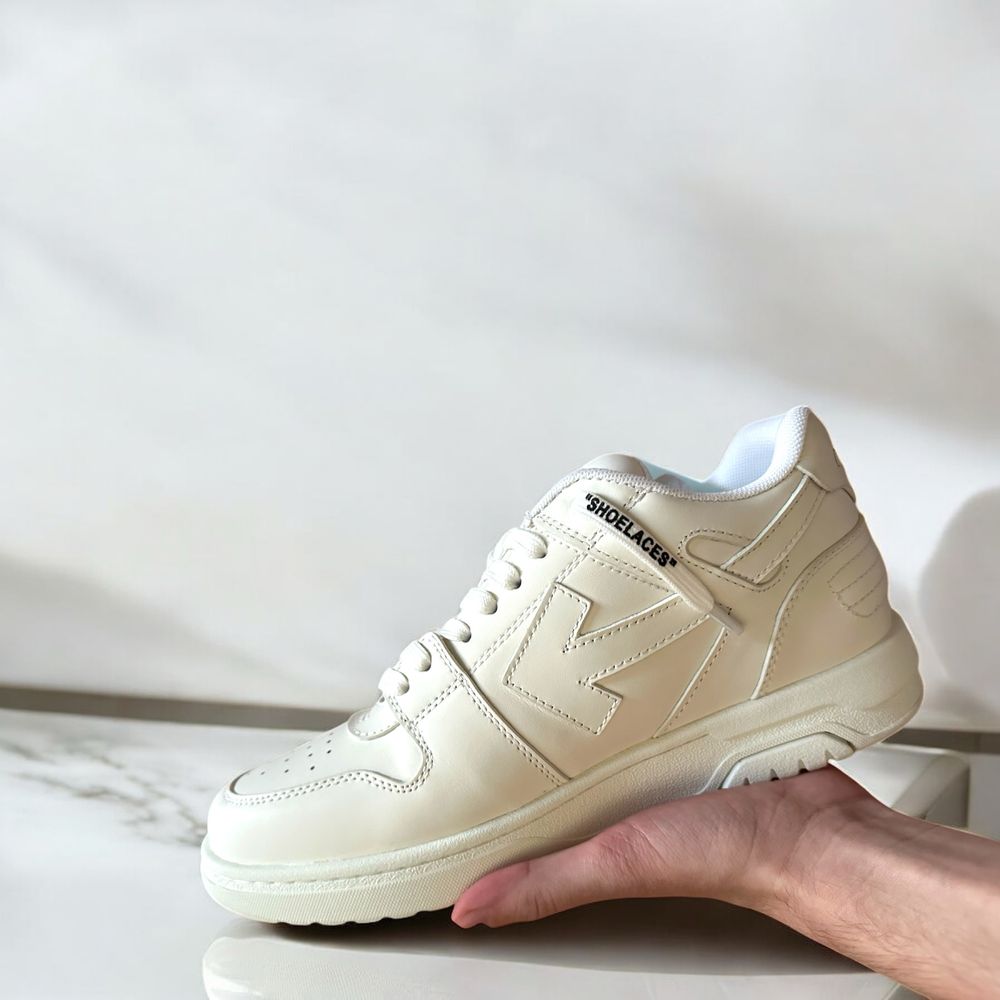 Обувки OFF-WHITE чисто нови