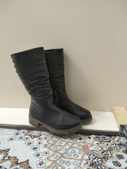Продам сапоги женские