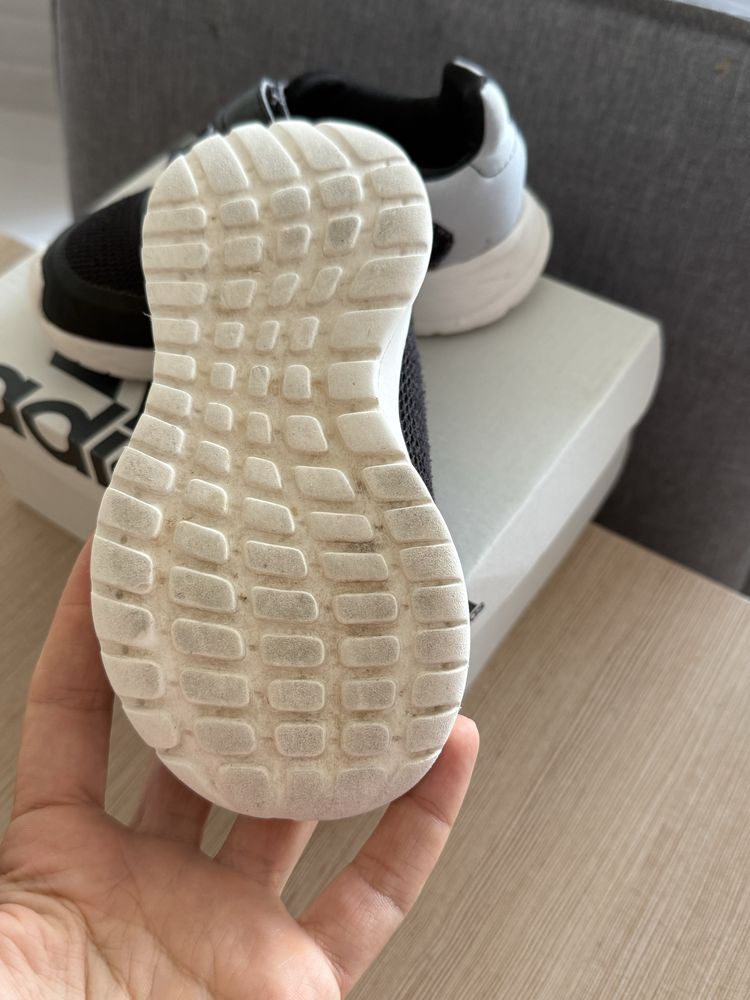 Маратонки Adidas/Адидас