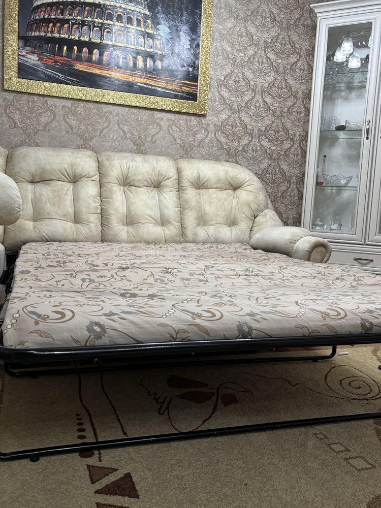 Продам диван в отличном состоянии