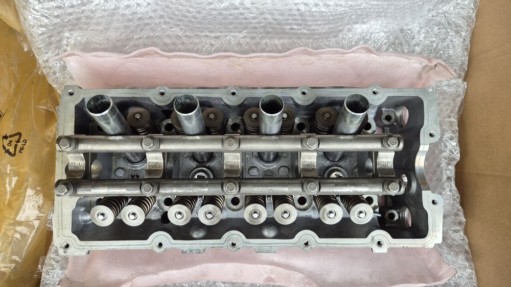 Цилиндрова глава за MINI COOPER.