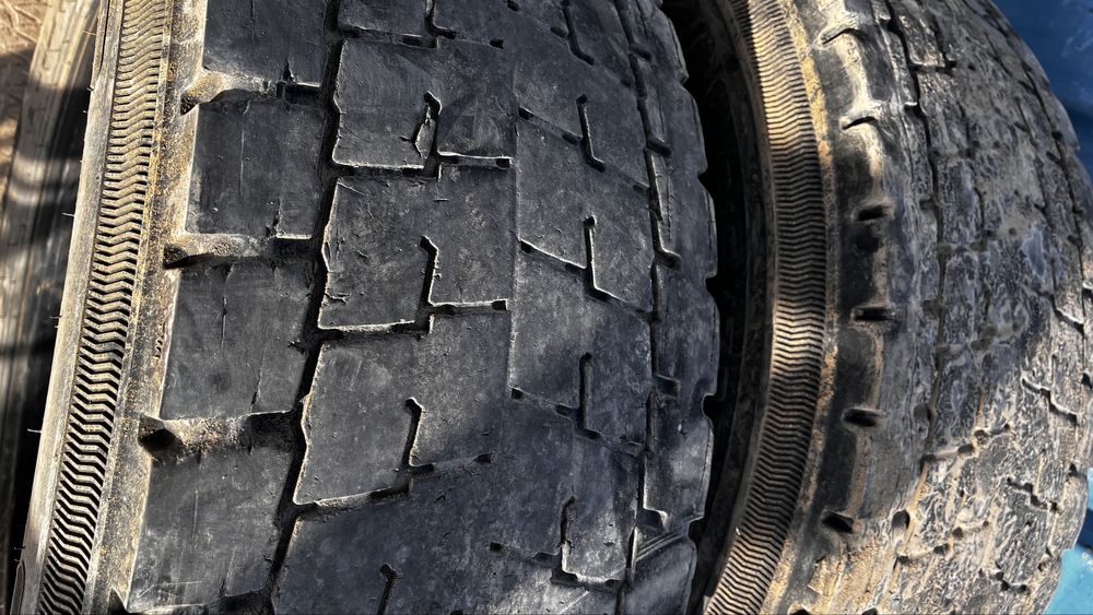 Шины 315/70 R22.5 - 4шт
