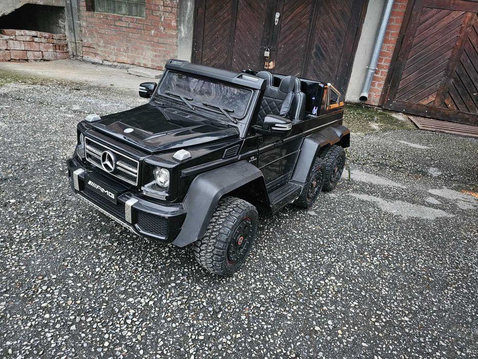 Акумулаторен джип 6х6