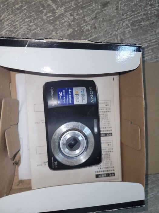 Цифровой фотоаппарат продам