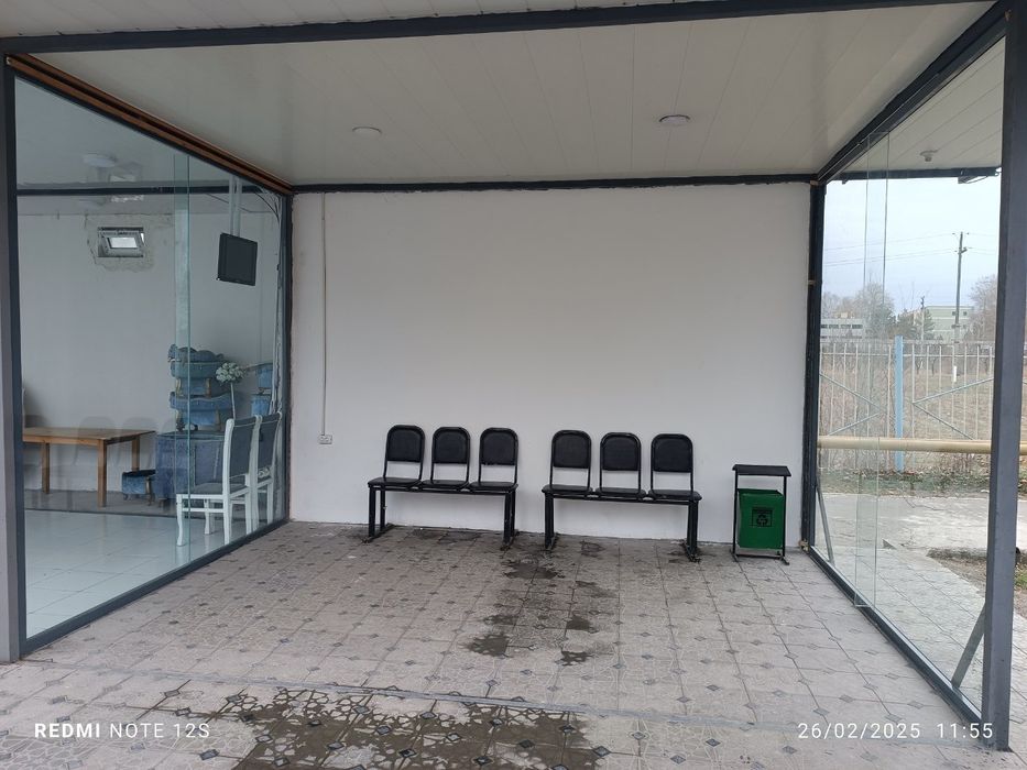 Tayyor bekat.Azot yoʻlida Sovurbuloqdan tepaga chiqqanda,yonida sanoat