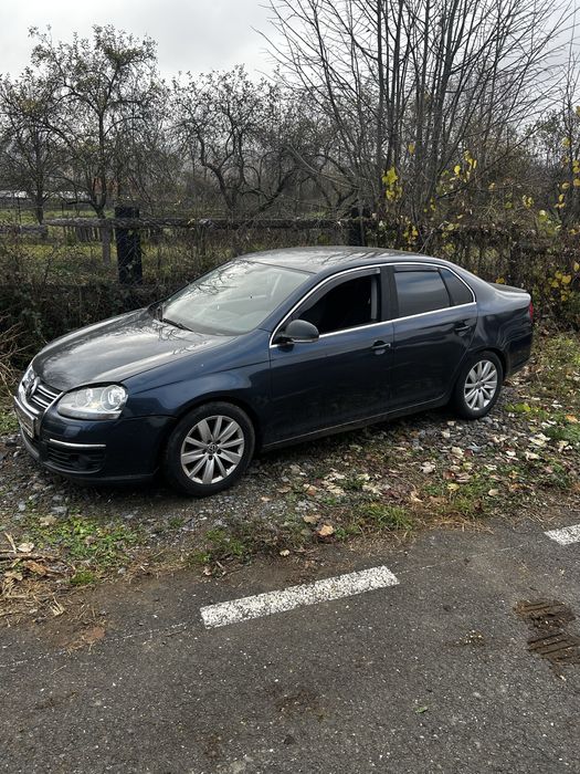 Vând Volkswagen jetta 1.4 tsi dsg