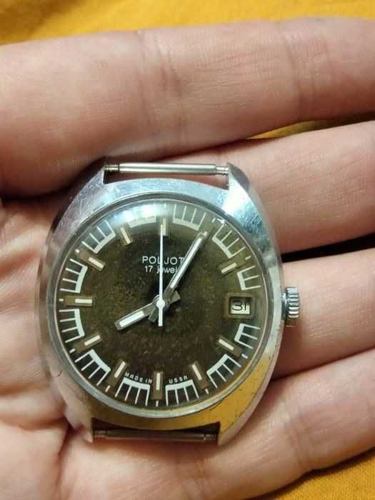 Меняю старинные наручные часы СССР Полет на ходу состояние хорошее