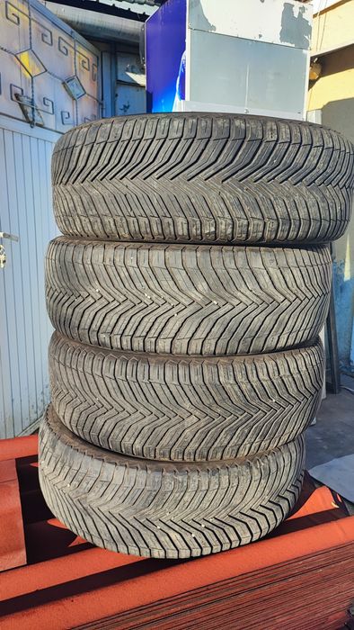 Michelin 235/55 R19 CrossClimate SUV 2