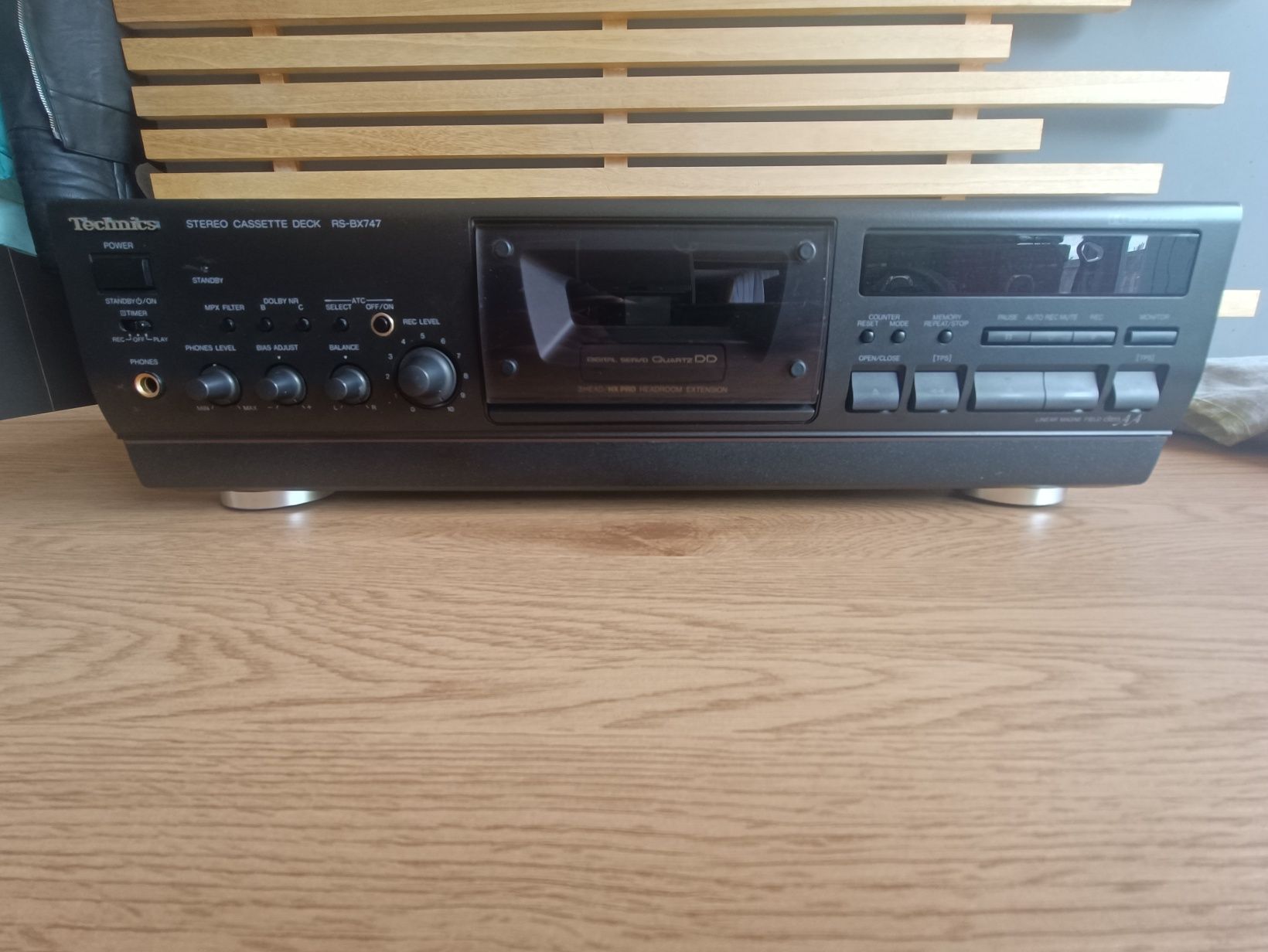Касетен дек Technics RS-BX747