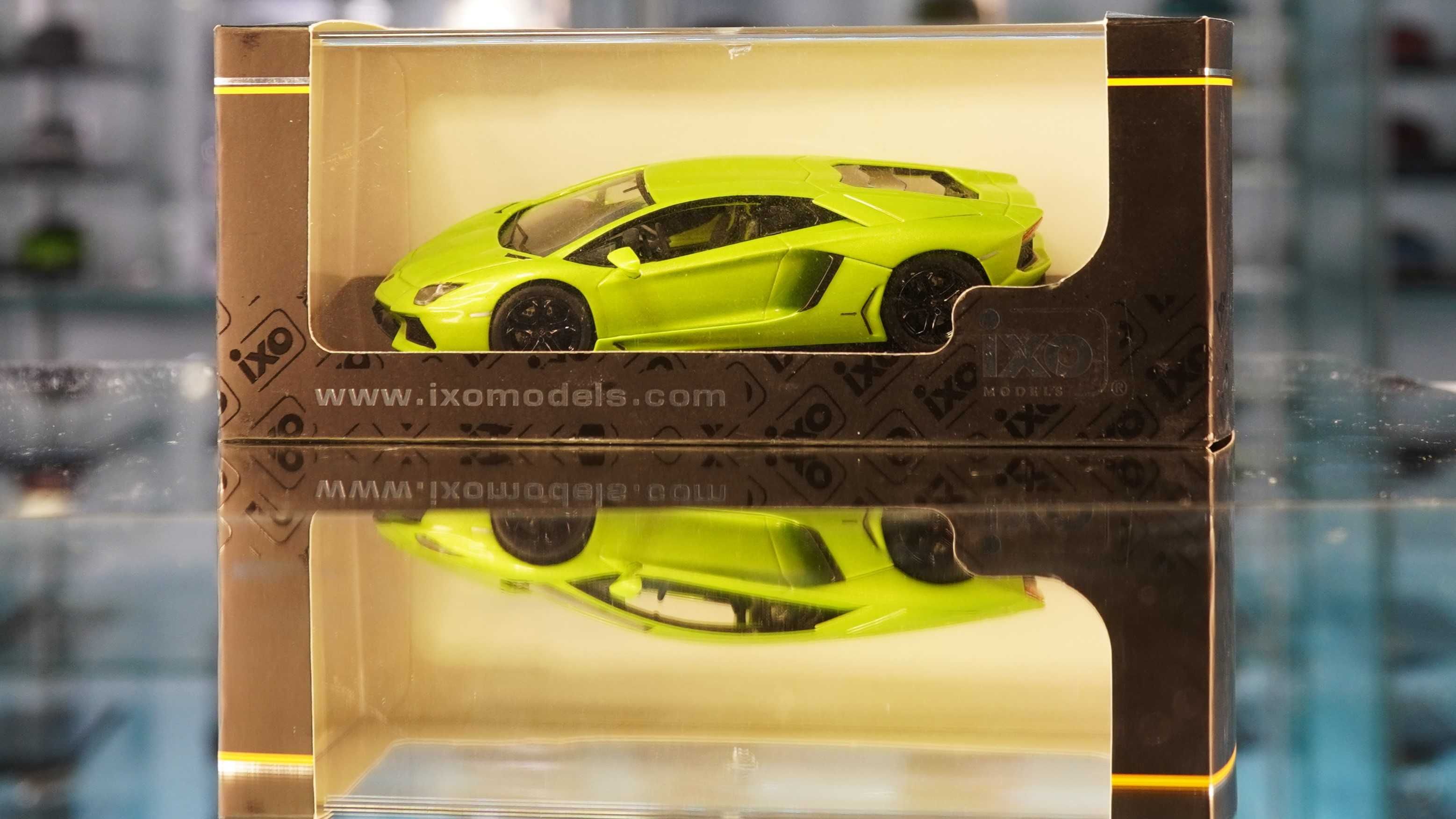 2012 Lamborghini Aventador LP 700-4 - IXO 1/43