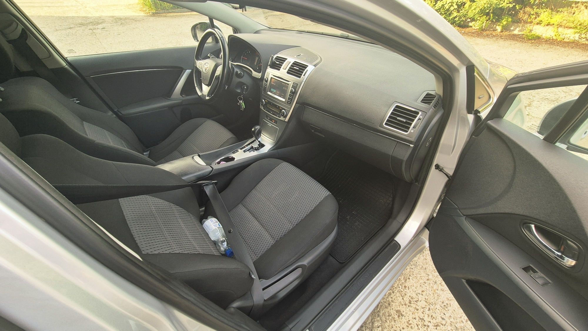 Toyota avensis T27