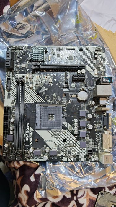 Placa de baza AS Rock B450M-HDV R4.0